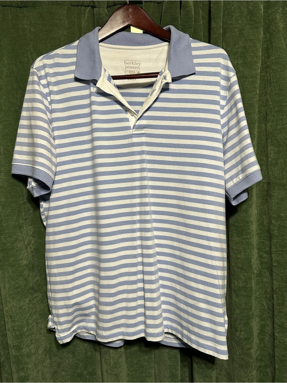 Berkley Jensen Men’s Light Blue & White Striped Polo Shirt - Large